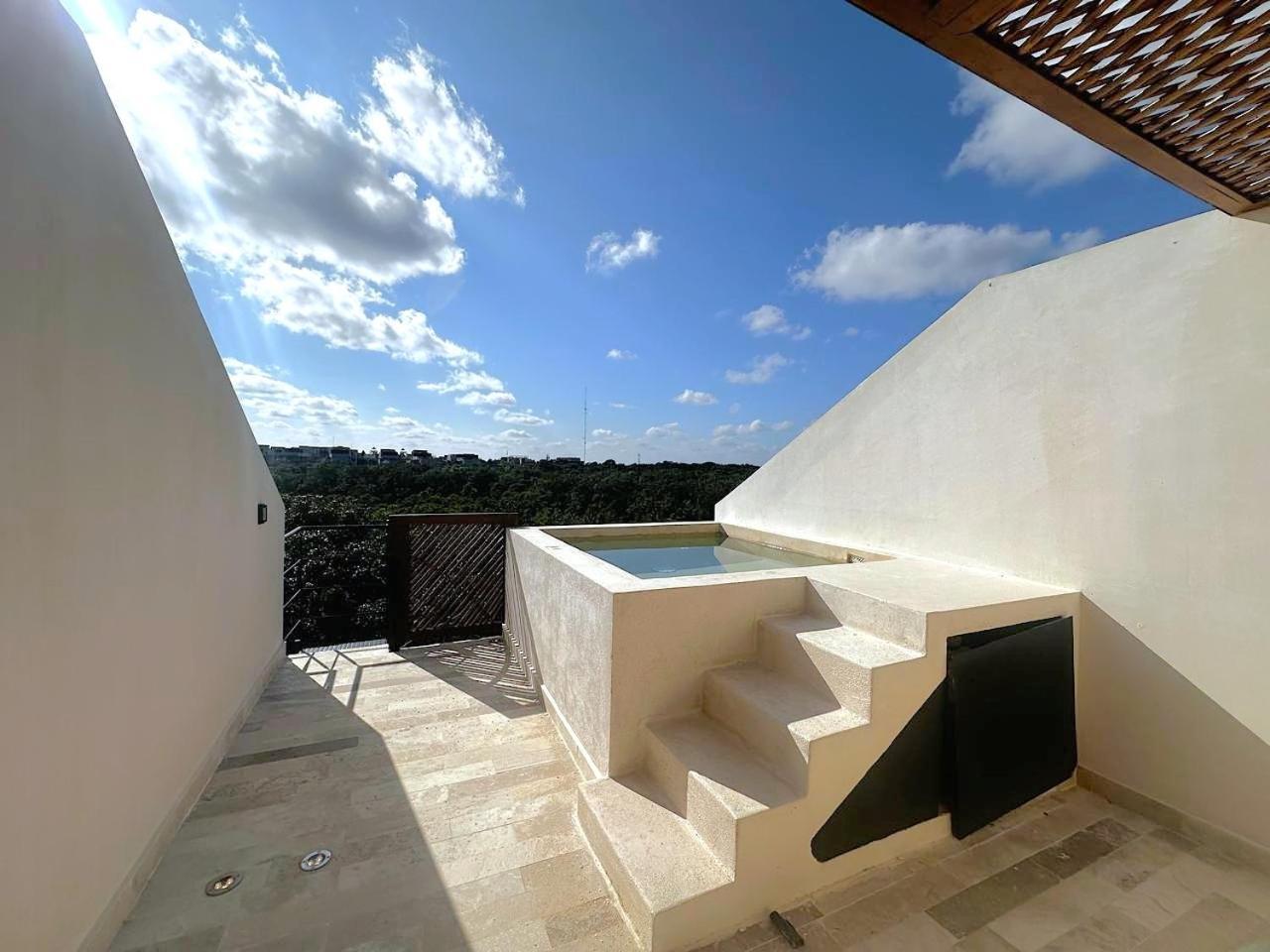 Wyndham Tulum Hotel Exterior photo